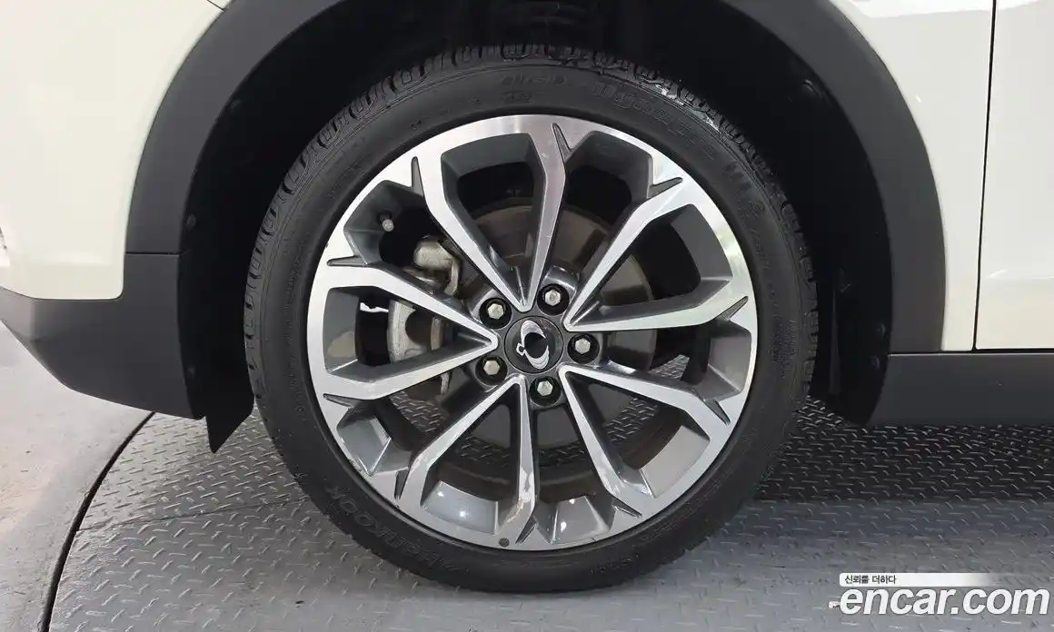 SsangYong TIBOLI 2017 1.6 автомат (гидро), фото 5