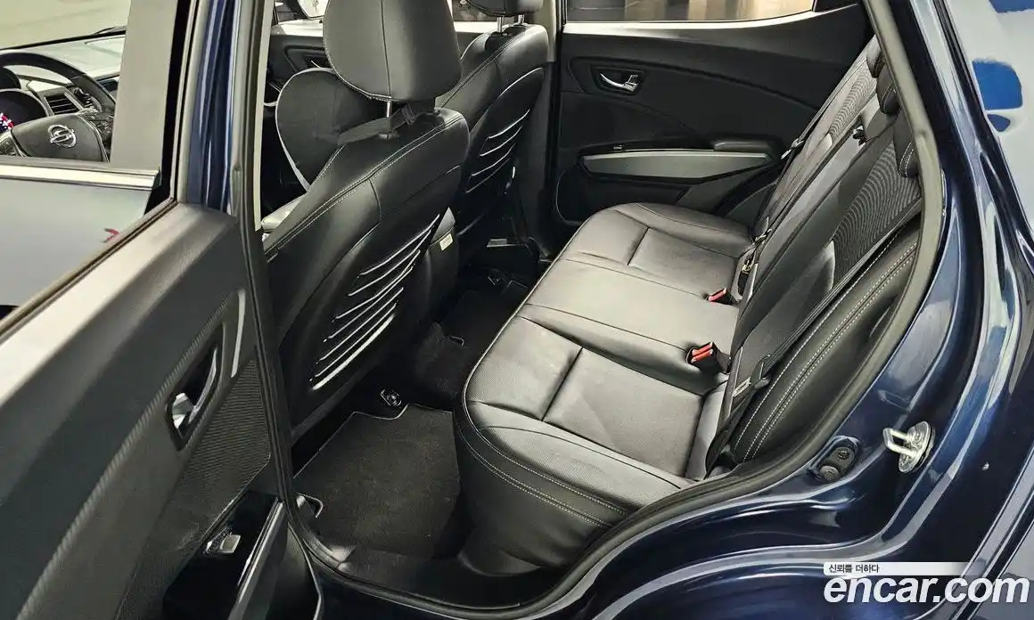 SsangYong TIBOLI 2018 1.6 автомат (гидро), фото 11