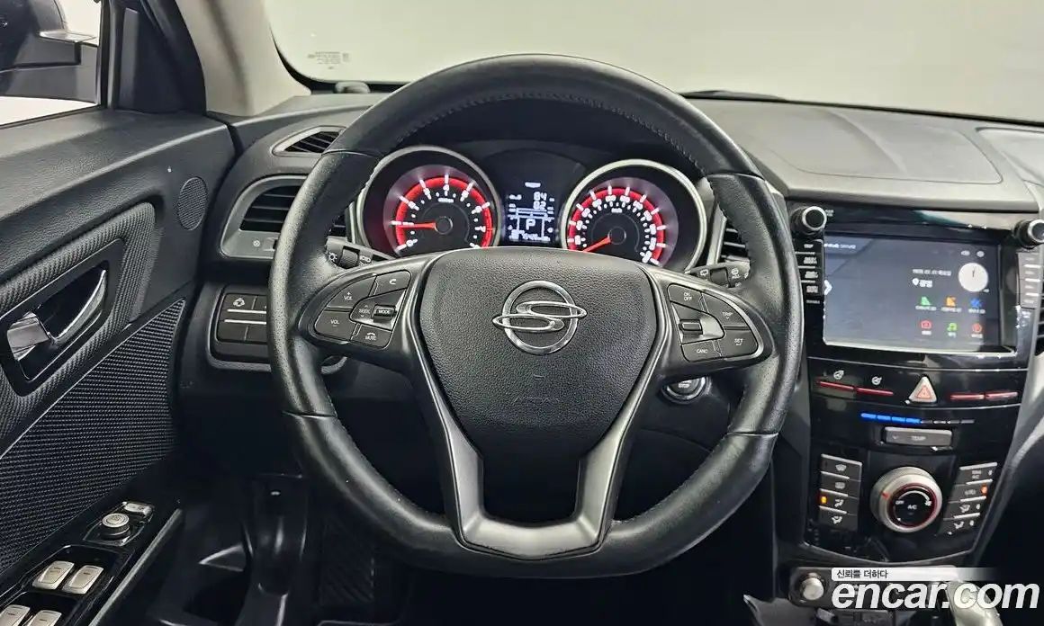 SsangYong TIBOLI 2018 1.6 автомат (гидро), фото 13