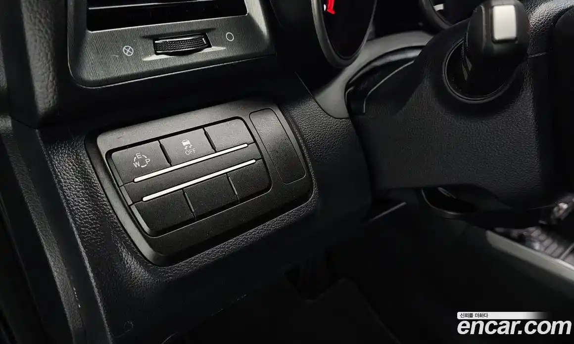 SsangYong TIBOLI 2018 1.6 автомат (гидро), фото 19