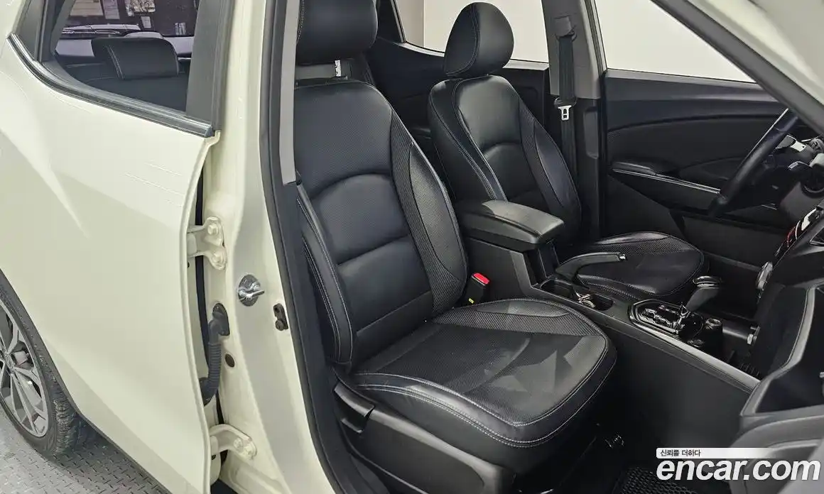 SsangYong TIBOLI 2016 1.6 автомат (гидро), фото 11
