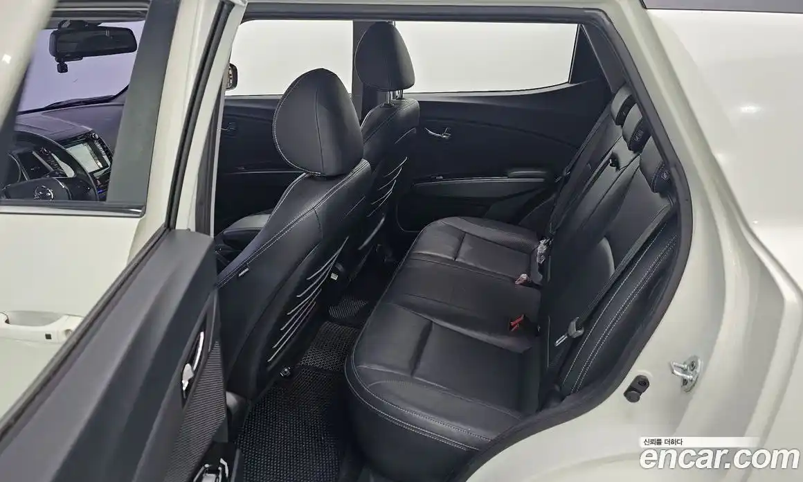 SsangYong TIBOLI 2016 1.6 автомат (гидро), фото 12