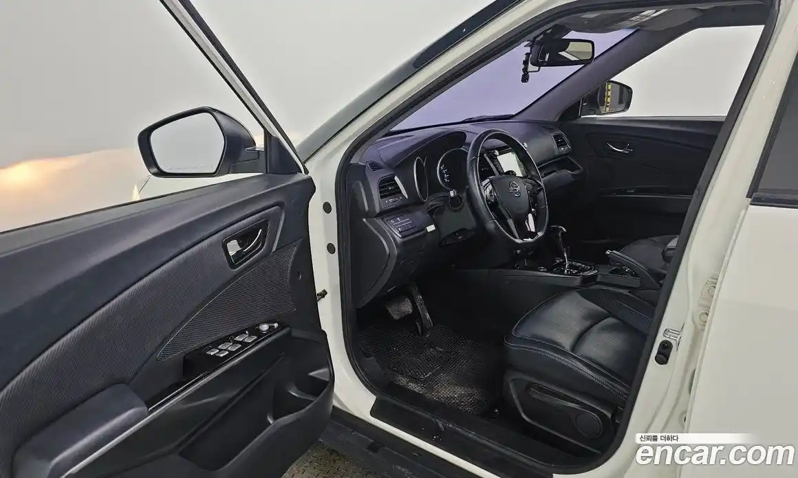 SsangYong TIBOLI 2016 1.6 автомат (гидро), фото 10