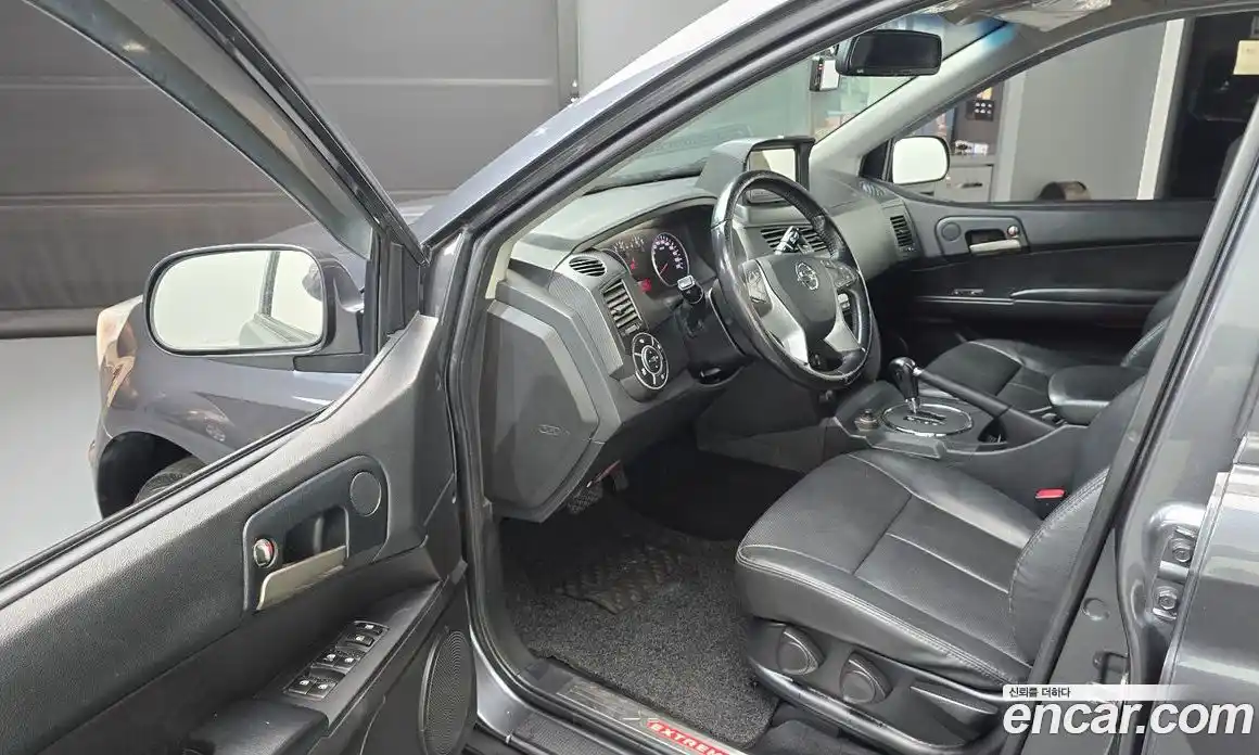SsangYong Korando 2015 2.0 автомат (гидро), фото 13
