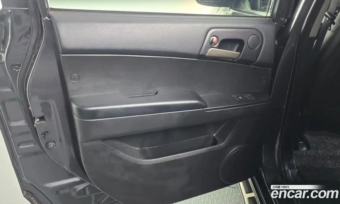 SsangYong Korando 2015 2.0 автомат (гидро), фото 15