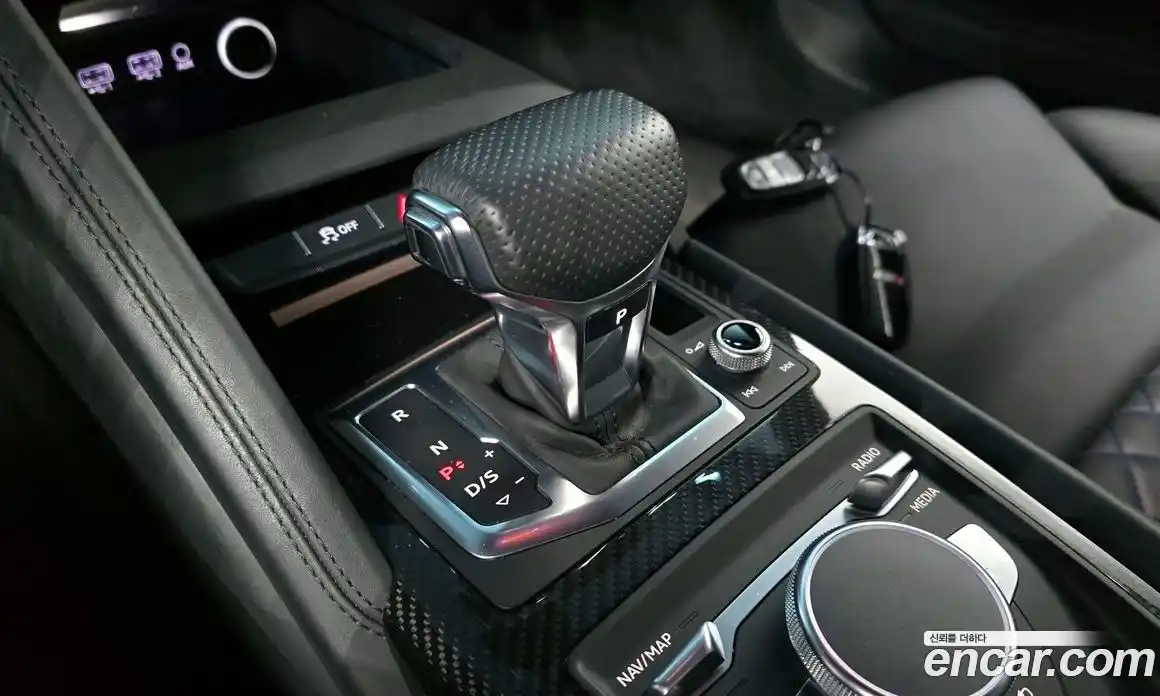 Audi R8 2022 5.2 автомат (гидро), фото 12