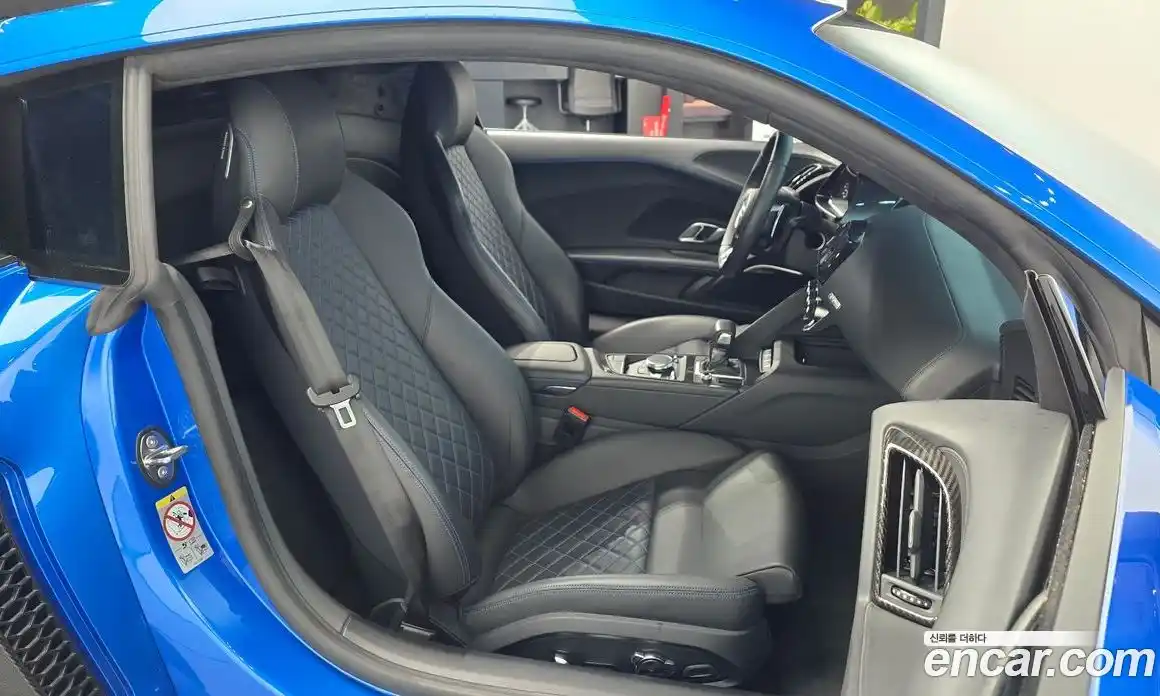 Audi R8 2022 5.2 автомат (гидро), фото 16