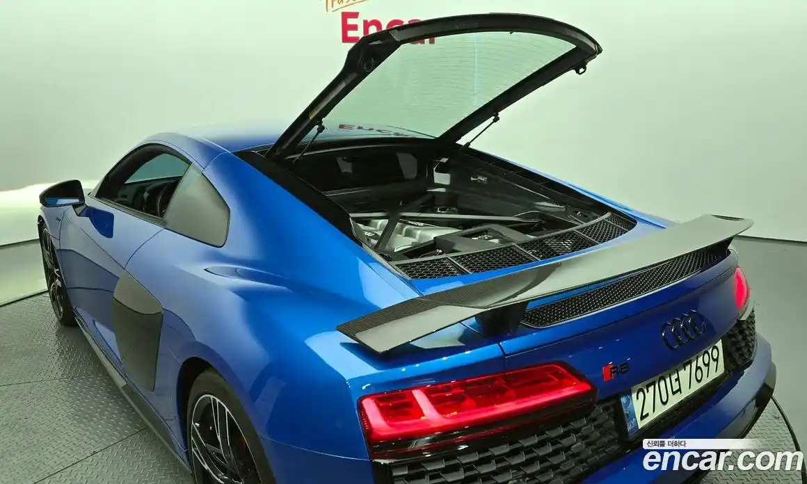 Audi R8 2022 5.2 автомат (гидро), фото 32