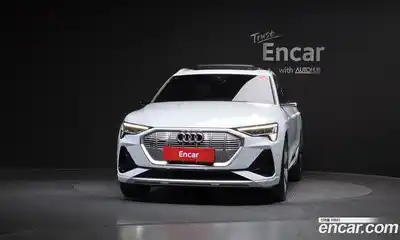 Audi e-tron 2021 0.2 автомат (гидро), миниатюра 3