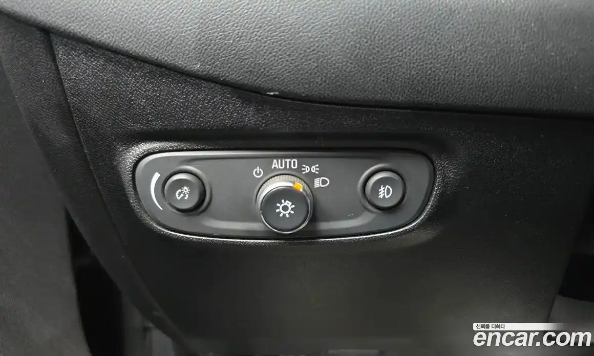 Chevrolet Equinox 2019 1.6 автомат (гидро), фото 16
