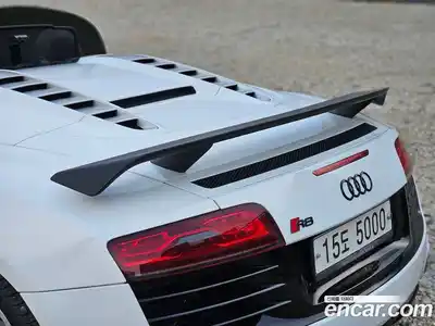 Audi R8 2015 5.2 автомат (гидро), миниатюра 11