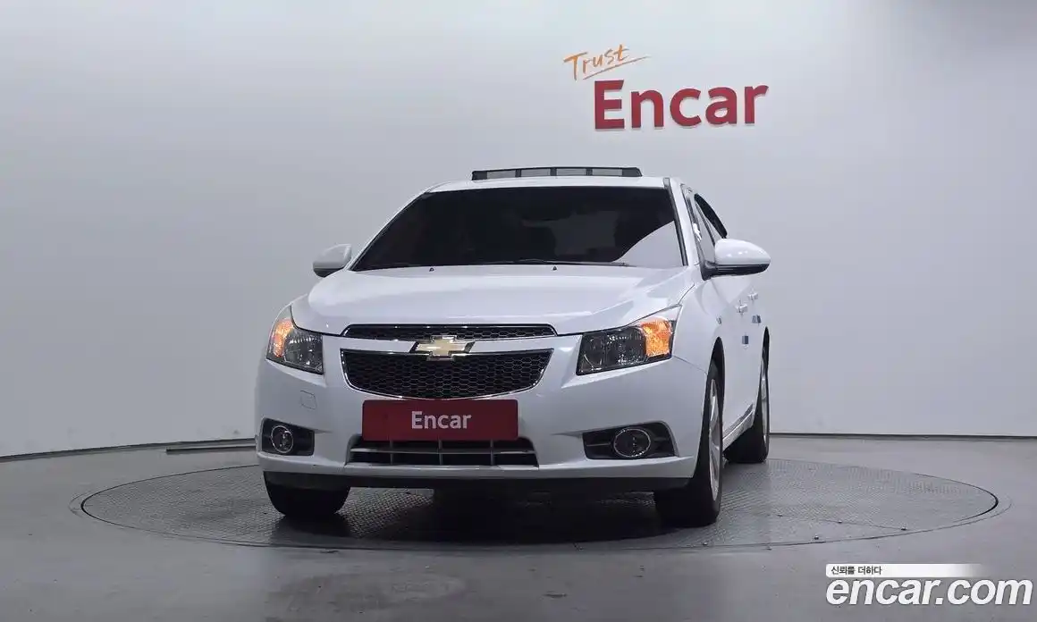 Chevrolet Cruze 2011 1.8 автомат (гидро), фото 3