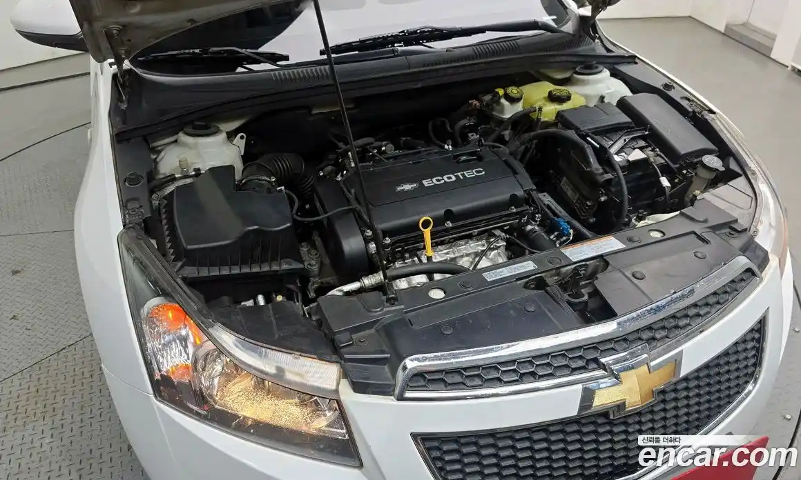 Chevrolet Cruze 2011 1.8 автомат (гидро), фото 6