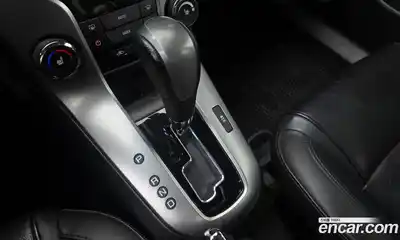 Chevrolet Cruze 2011 1.8 автомат (гидро), миниатюра 9