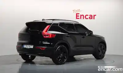 Volvo XC40 2025 2.0 автомат (гидро), миниатюра 2