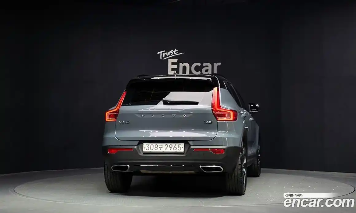Volvo XC40 2020 2.0 автомат (гидро), фото 4