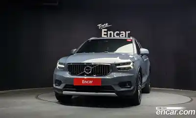 Volvo XC40 2020 2.0 автомат (гидро), миниатюра 3