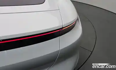 Porsche Taycan 2025 0.1 автомат (гидро), миниатюра 9