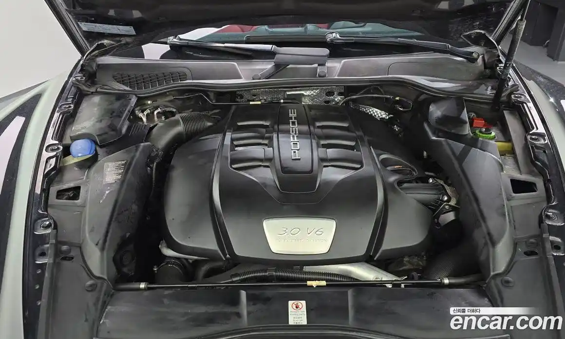 Porsche Cayenne 2011 3.0 автомат (гидро), фото 6