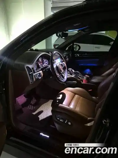 Porsche Cayenne 2019 3.0 автомат (гидро), миниатюра 6