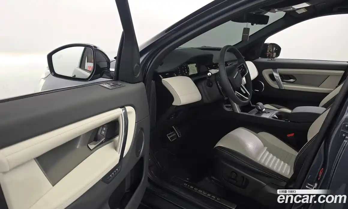 Land Rover Discovery Sport 2025 2.0 автомат (гидро), фото 13