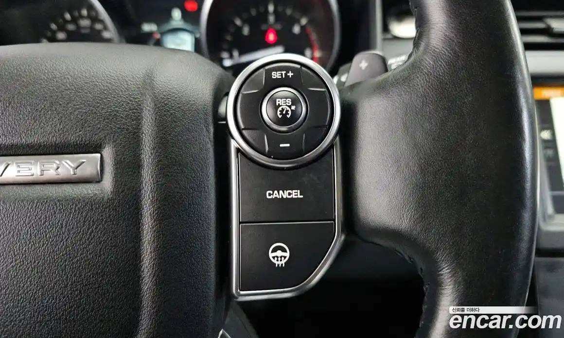 Land Rover Discovery 2018 2.0 автомат (гидро), фото 17