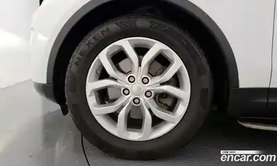 Land Rover Discovery 2018 2.0 автомат (гидро), миниатюра 5