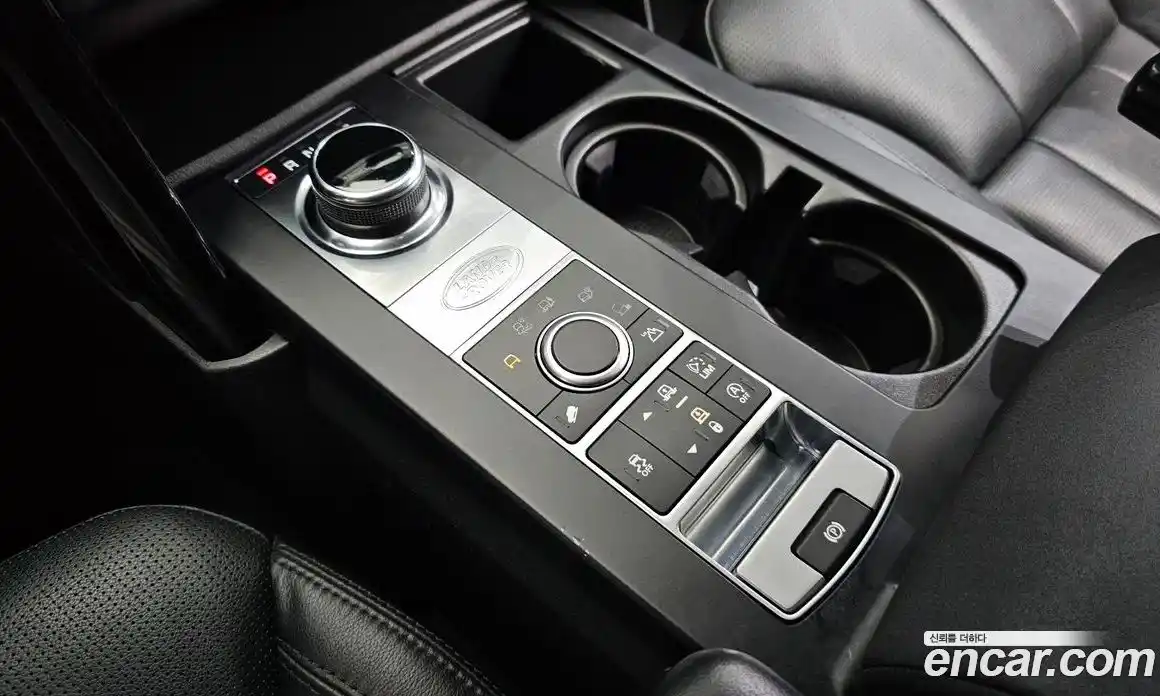 Land Rover Discovery 2018 2.0 автомат (гидро), фото 9