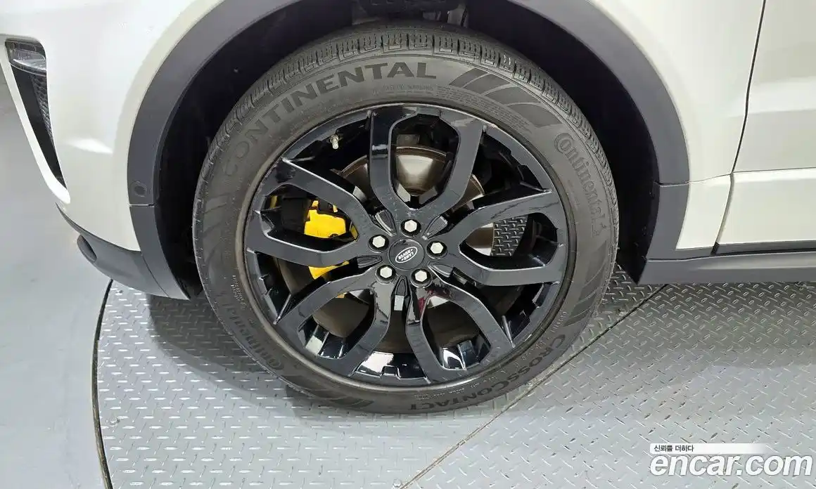 Land Rover Range Rover Evoque 2016 2.0 автомат (гидро), фото 5