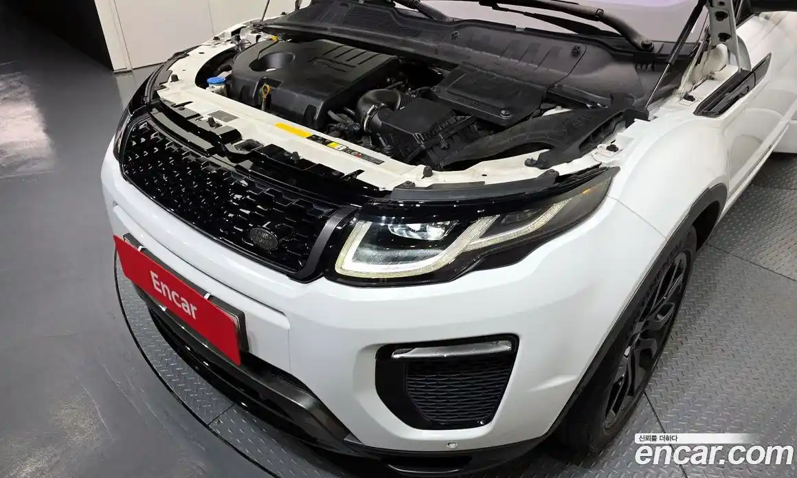 Land Rover Range Rover Evoque 2016 2.0 автомат (гидро), фото 6