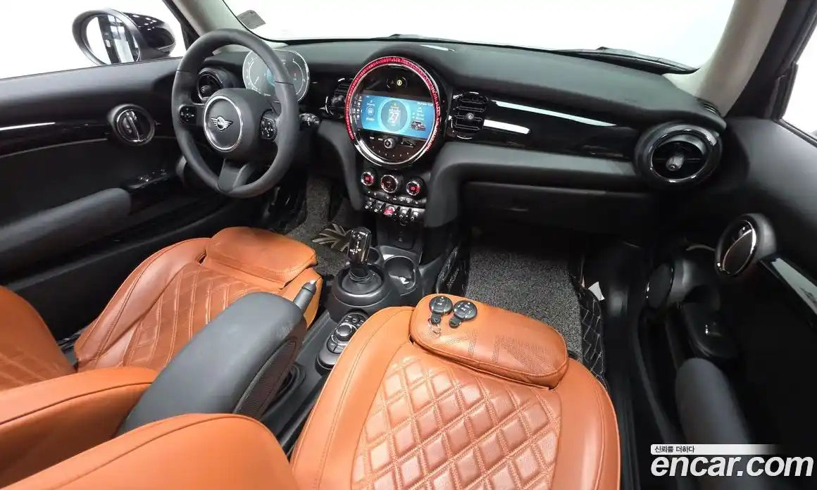 Mini Cooper 2023 1.5 автомат (гидро), фото 9