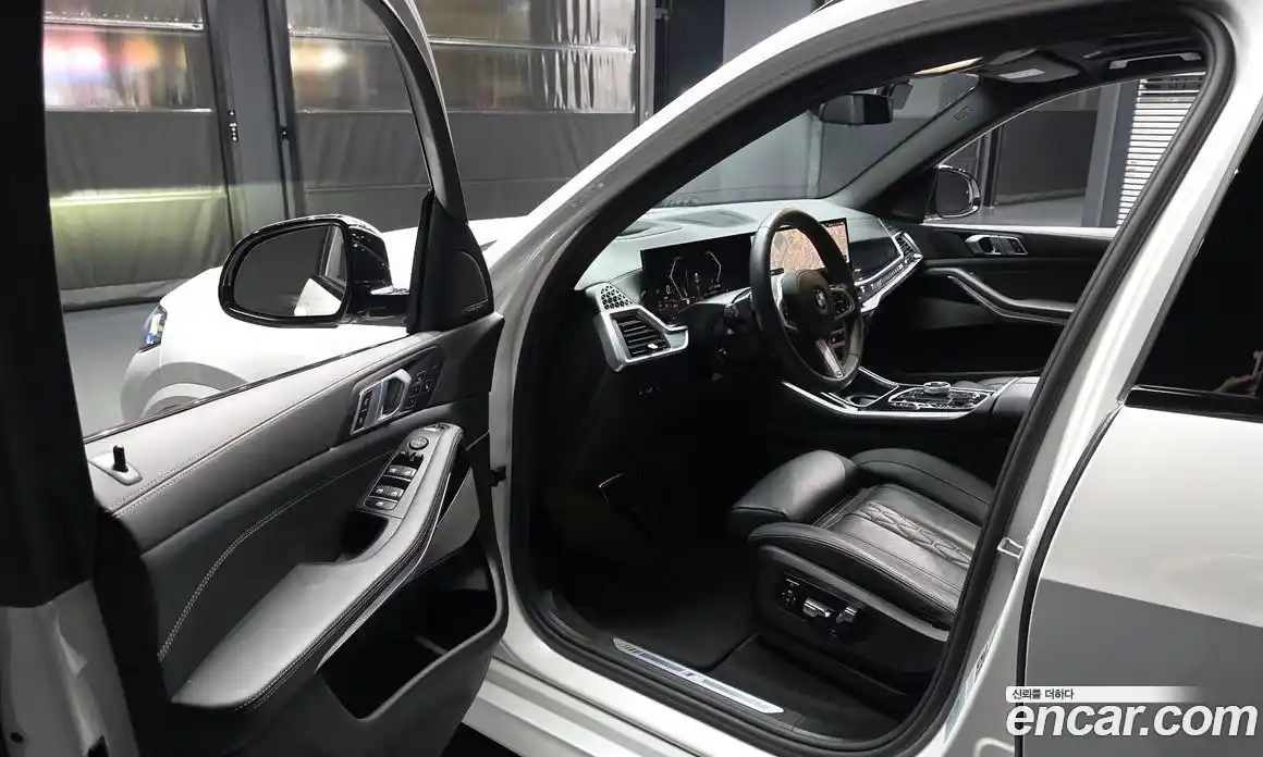 BMW X5 2025 3.0 автомат (гидро), фото 13