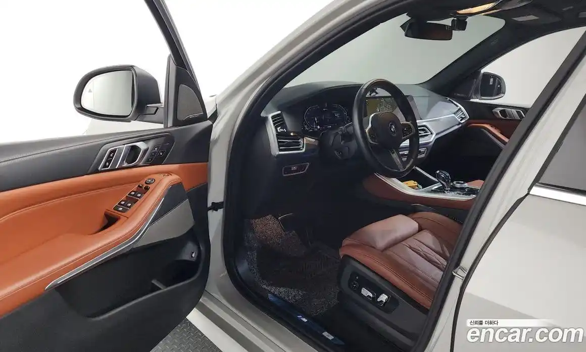 BMW X5 2022 3.0 автомат (гидро), фото 13