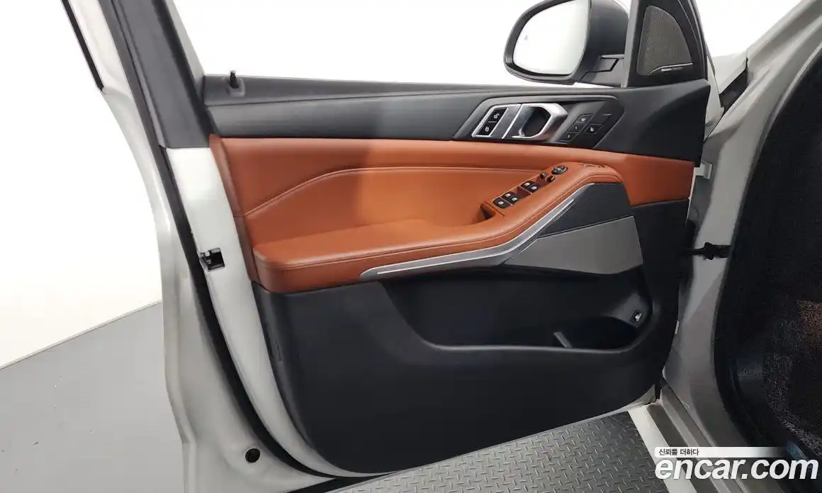 BMW X5 2022 3.0 автомат (гидро), фото 14