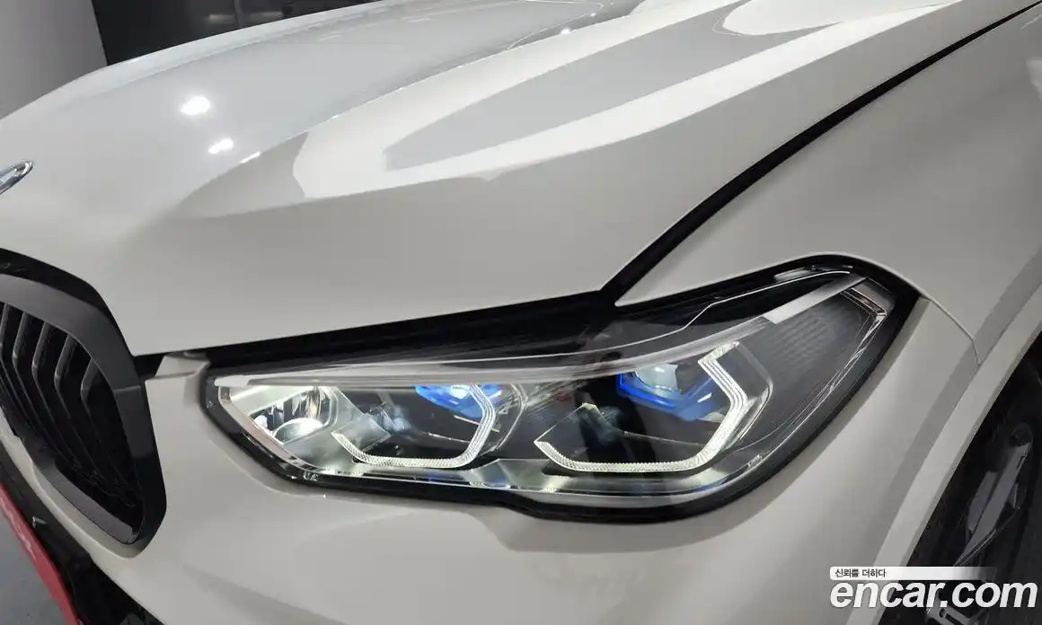 BMW X5 2022 3.0 автомат (гидро), фото 8