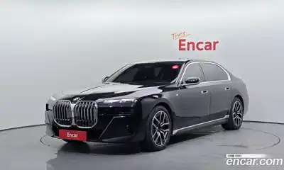 BMW 7 серия, 2023, 36 033 км