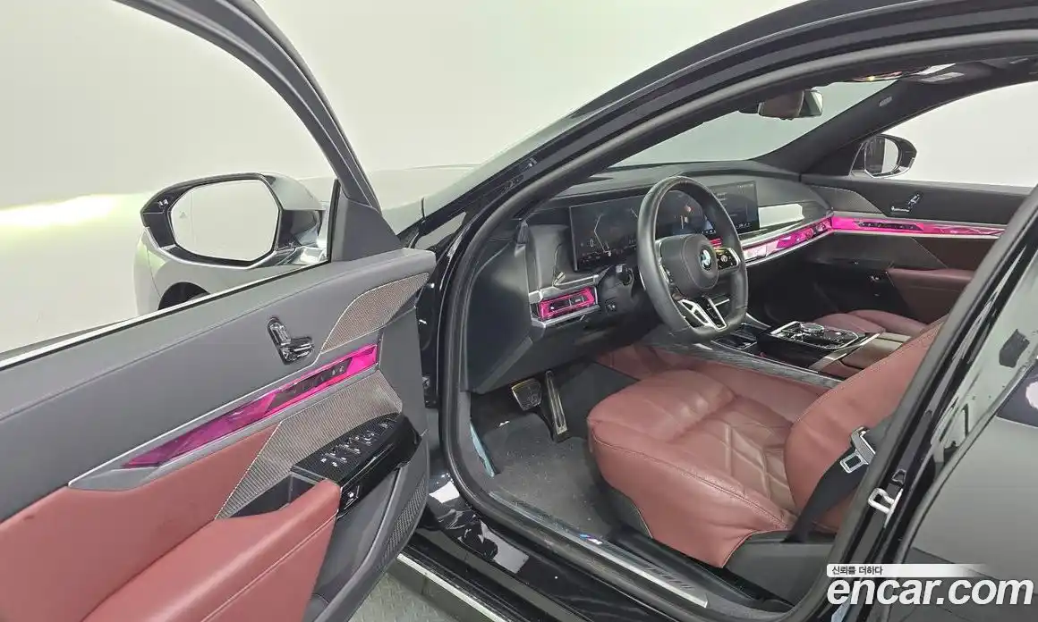 BMW 7 серия 2023 3.0 автомат (гидро), фото 13