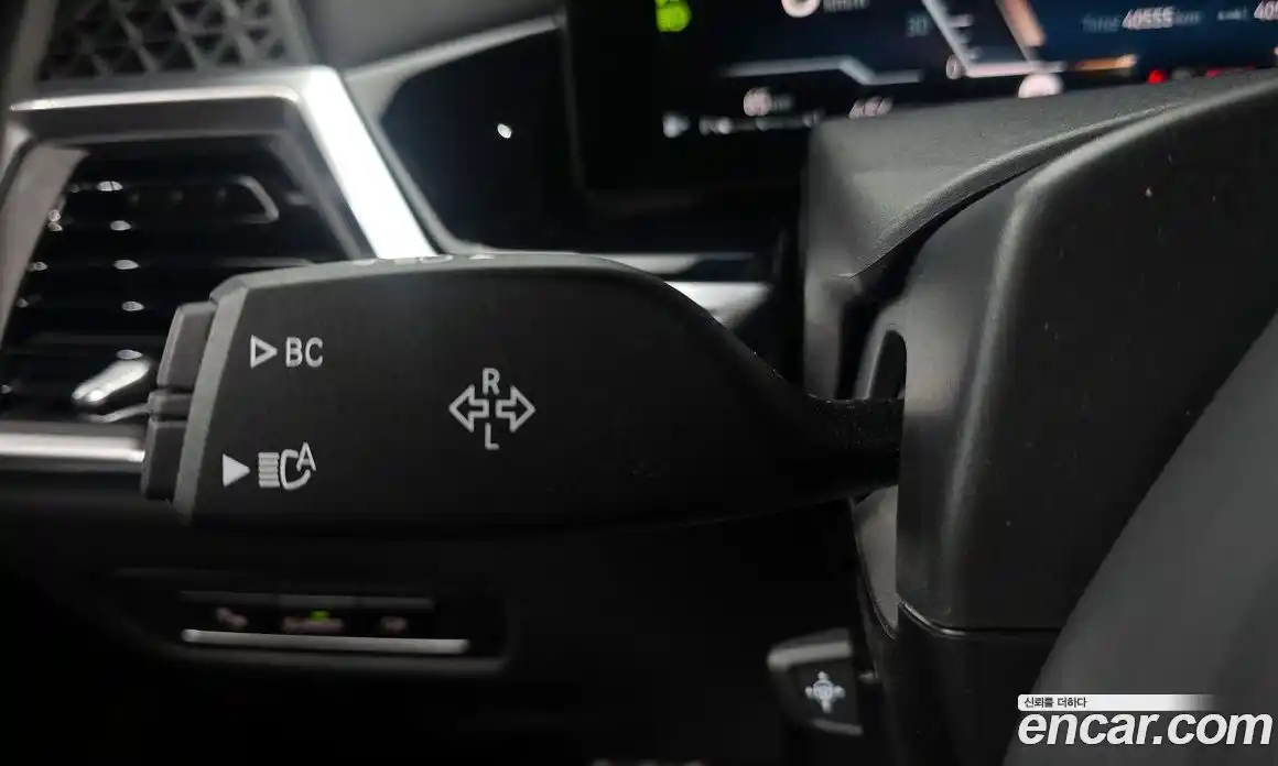 BMW X7 2023 3.0 автомат (гидро), фото 27