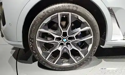BMW X7 2023 3.0 автомат (гидро), миниатюра 5