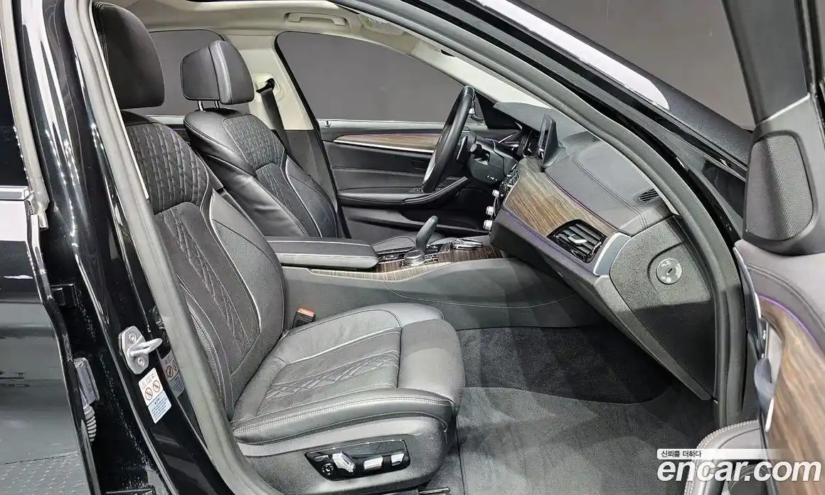 BMW 5 серия 2018 2.0 автомат (гидро), фото 12