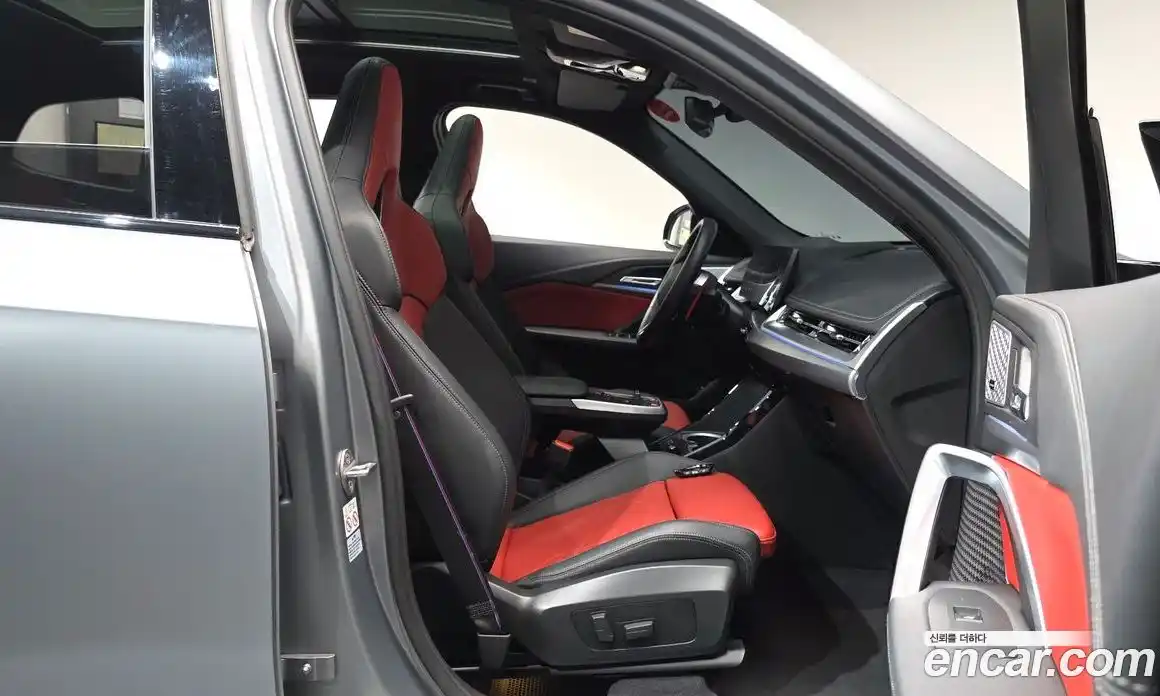 BMW X1 2024 2.0 автомат (гидро), фото 16