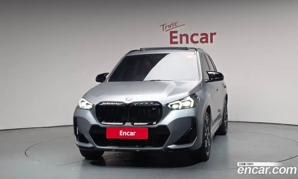 BMW X1 2024 2.0 автомат (гидро), фото 3