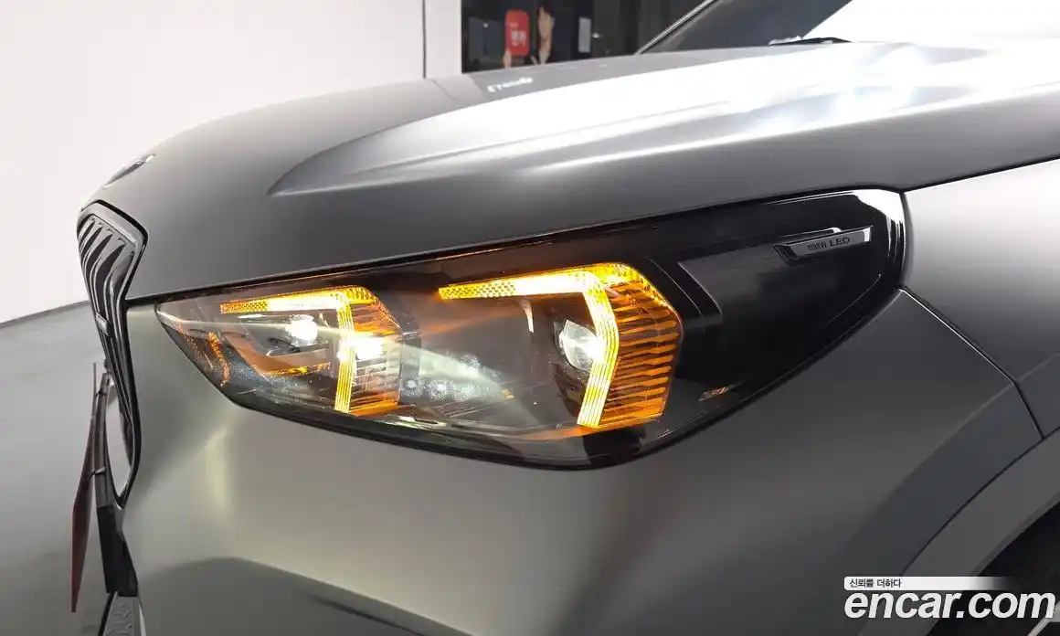 BMW X1 2024 2.0 автомат (гидро), фото 8