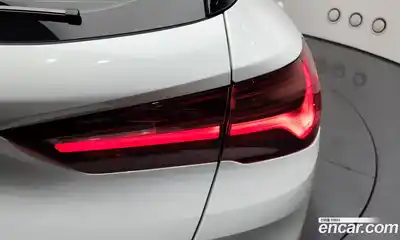 BMW X2 2022 2.0 автомат (гидро), миниатюра 9