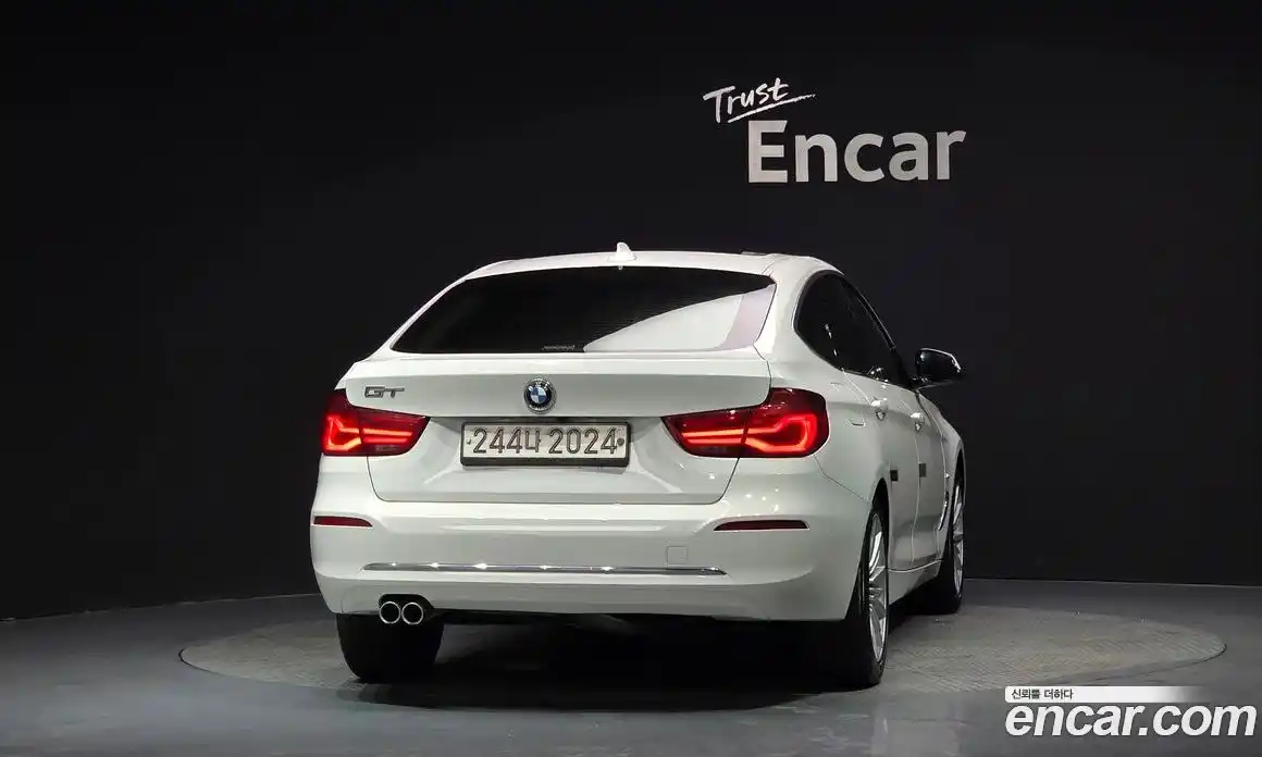 BMW 3 серия 2018 2.0 автомат (гидро), фото 4
