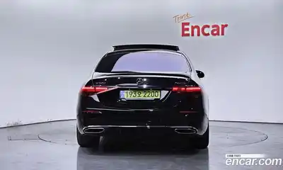 Mercedes-Benz S-Class 2024 3.0 автомат (гидро), миниатюра 3