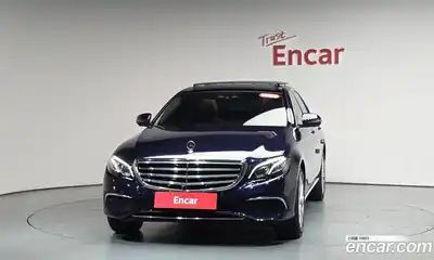 Mercedes-Benz E-Class 2019 2.0 автомат (гидро), миниатюра 2
