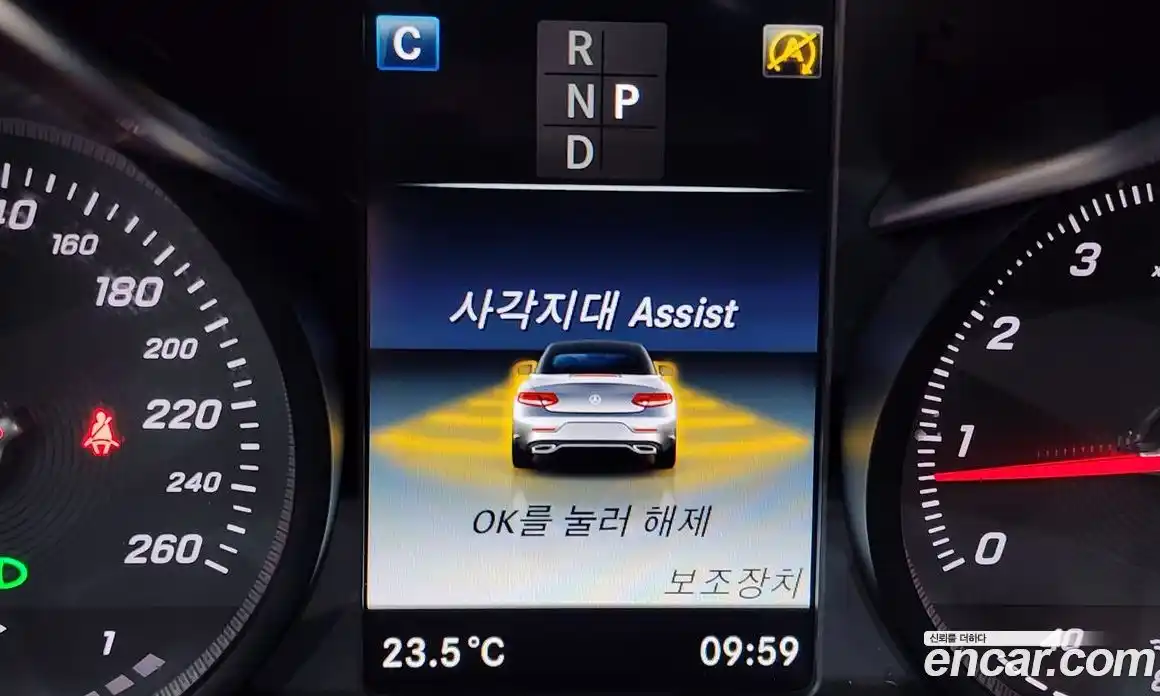 Mercedes-Benz C-Class 2018 2.0 гидро, фото 27