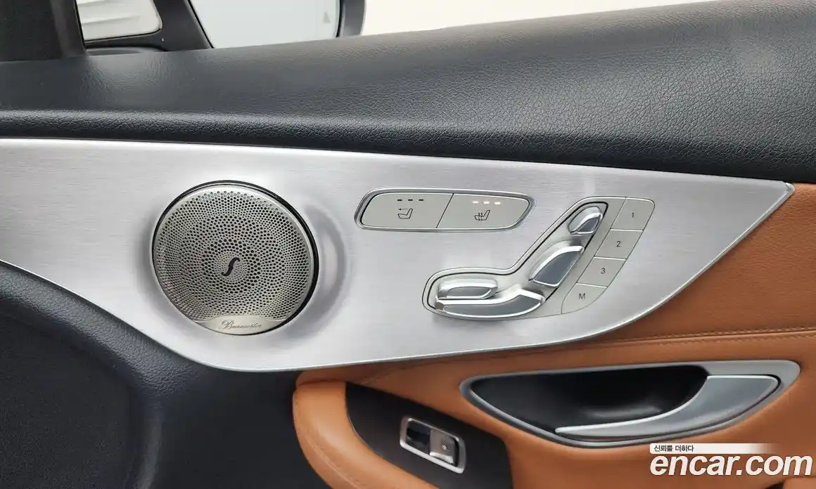 Mercedes-Benz C-Class 2018 2.0 гидро, фото 35