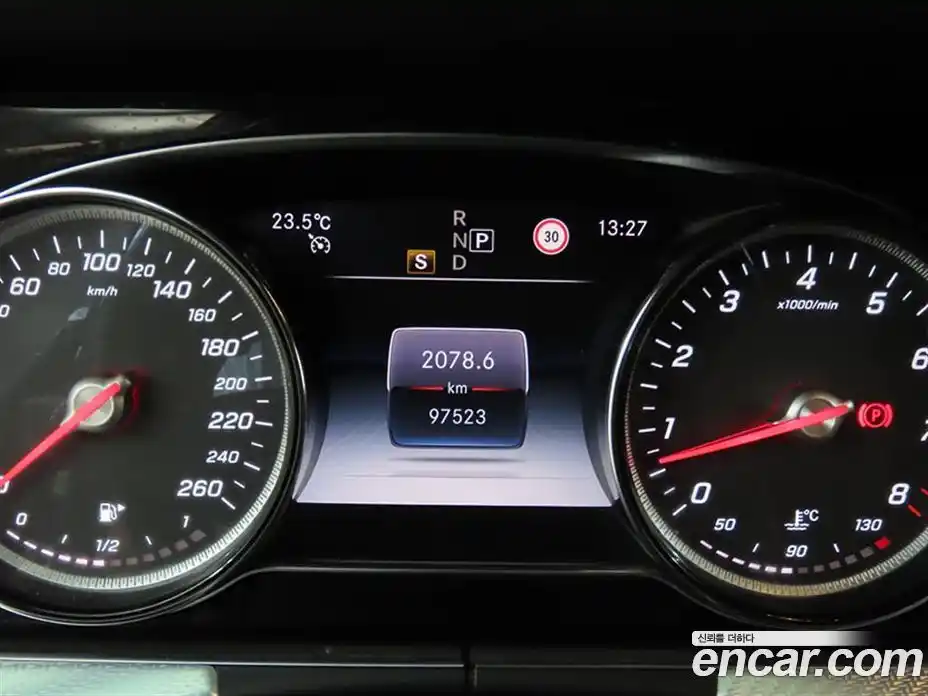 Mercedes-Benz E-Class 2020 2.0 автомат (гидро), фото 9